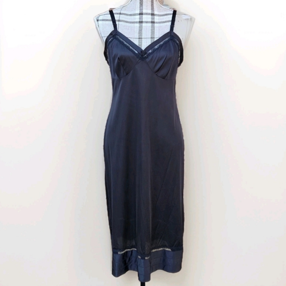 Vintage Lorraine Women's Tall 38 100% Nylon Black Full Slip Dress Made in USA